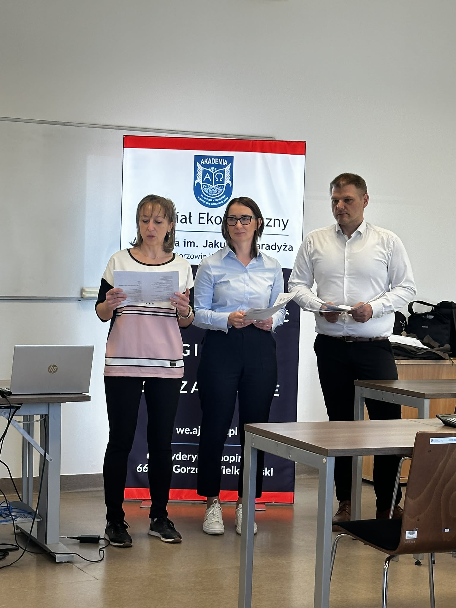 messenger_creation_45547a0c-cdca-4c5f-9a48-9caa6c064d3b